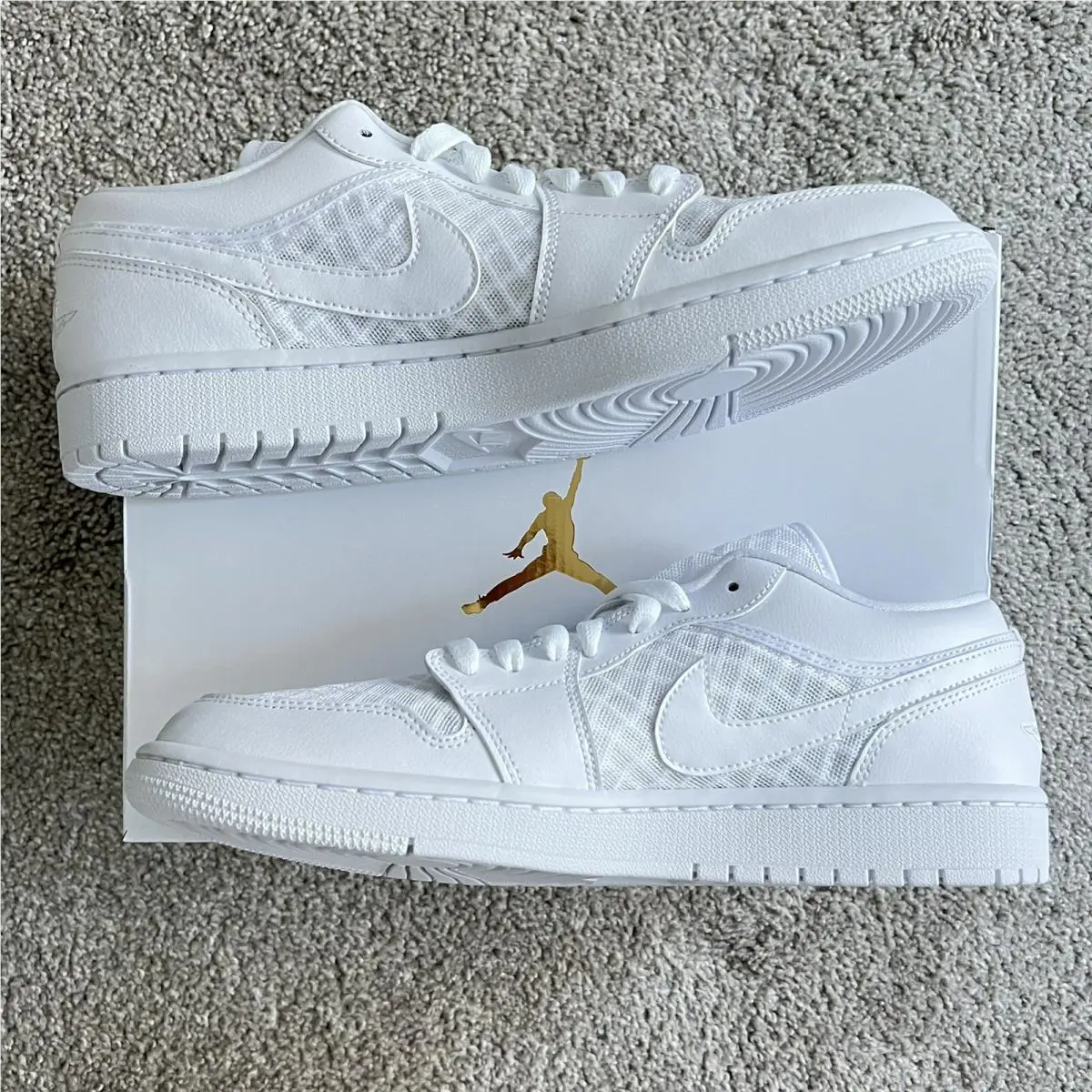 Nike shoes - Air Jordan 1 - Air - DC9508-100 - White 1