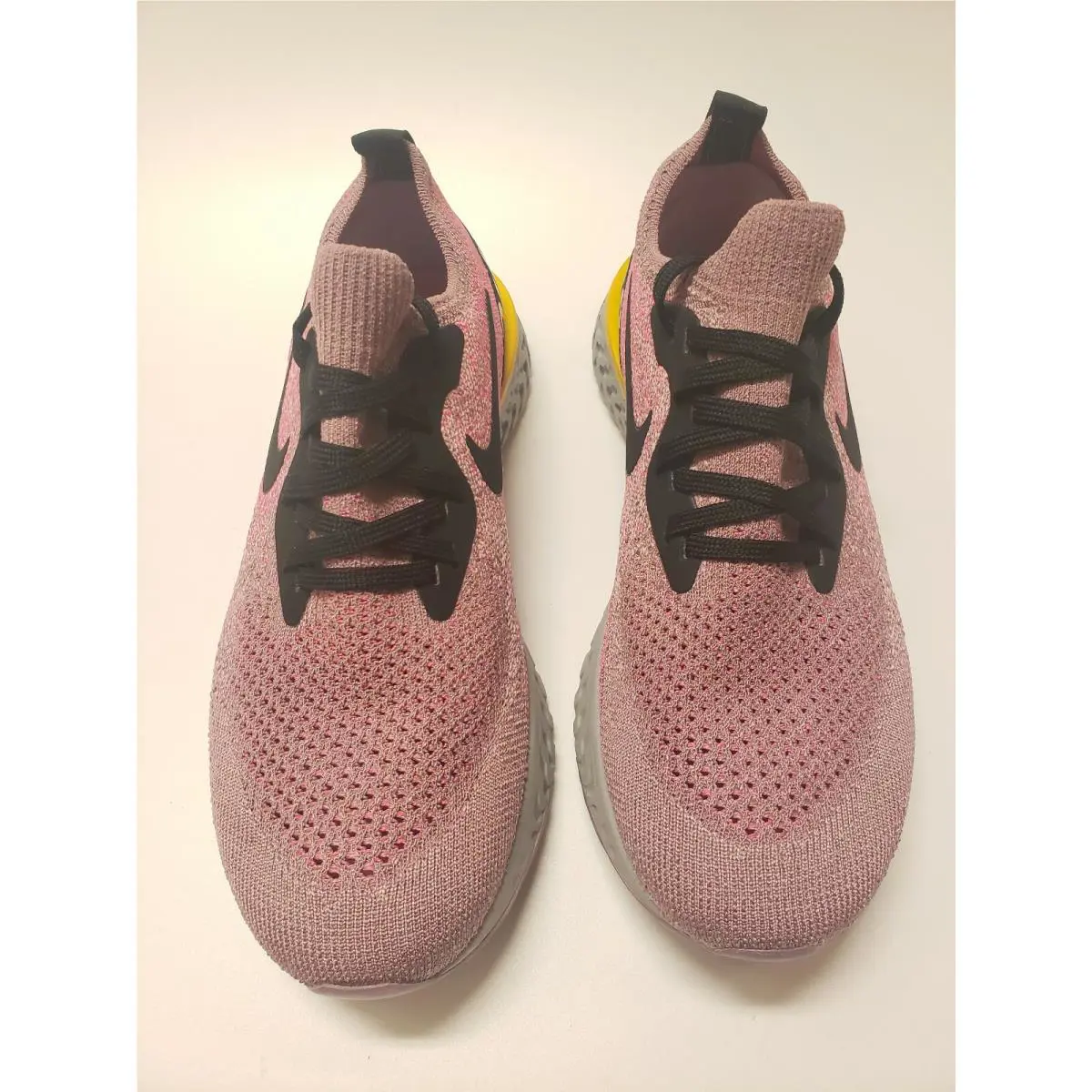 Nike shoes - Epic React Flyknit - Epic React Flyknit - Pink 3