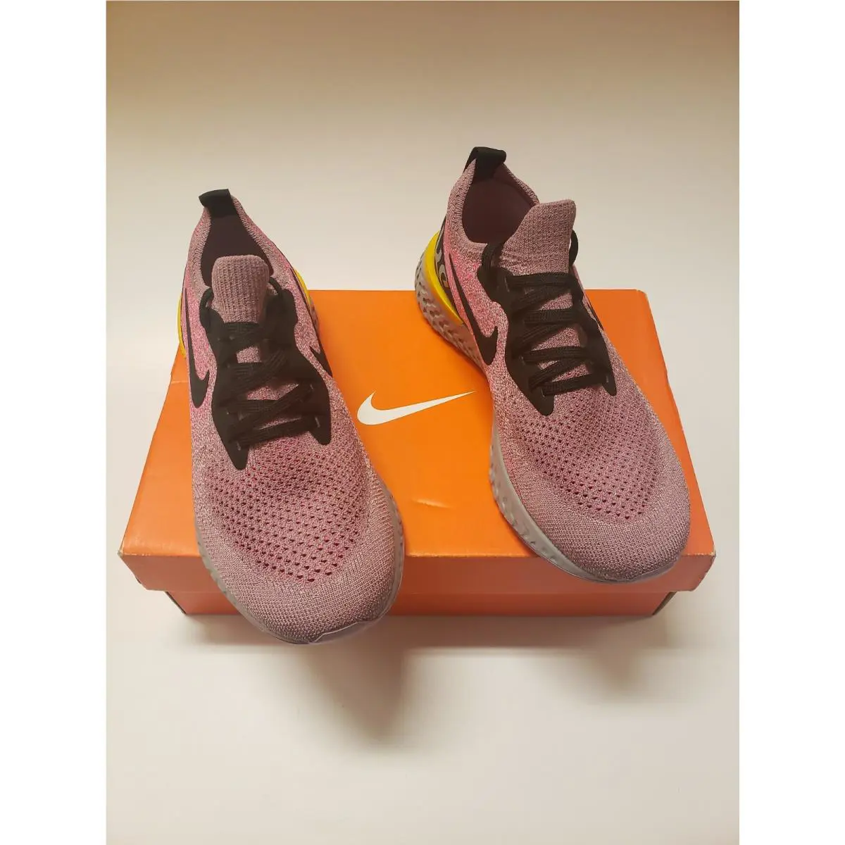 Nike shoes - Epic React Flyknit - Epic React Flyknit - Pink 0