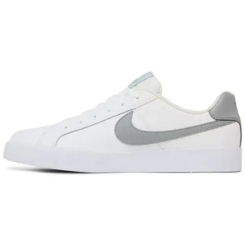 Nike shoes - Nike Court Royale - Court Royale - BQ4222-105 - White 0