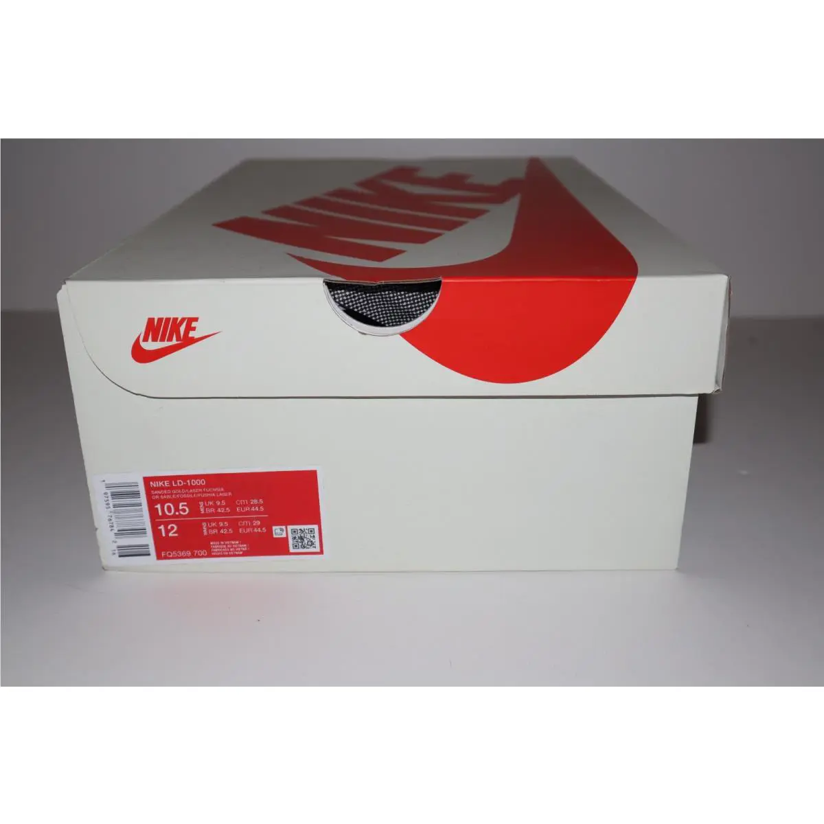 Nike shoes - Nike LD 1000 - FQ5369-700 - Gold 0