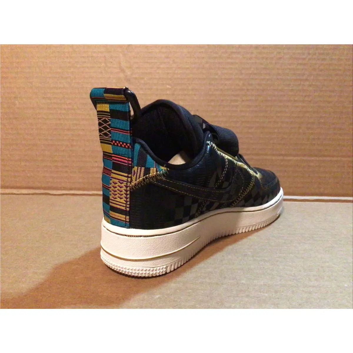 Nike shoes - Nike Air Force 1 Utility - Black 2