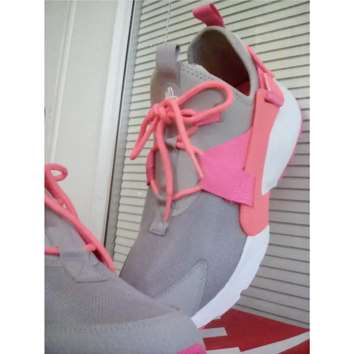 Nike shoes - Nike Air Huarache City - Air Huarache City - Gray & Hot Punch 0