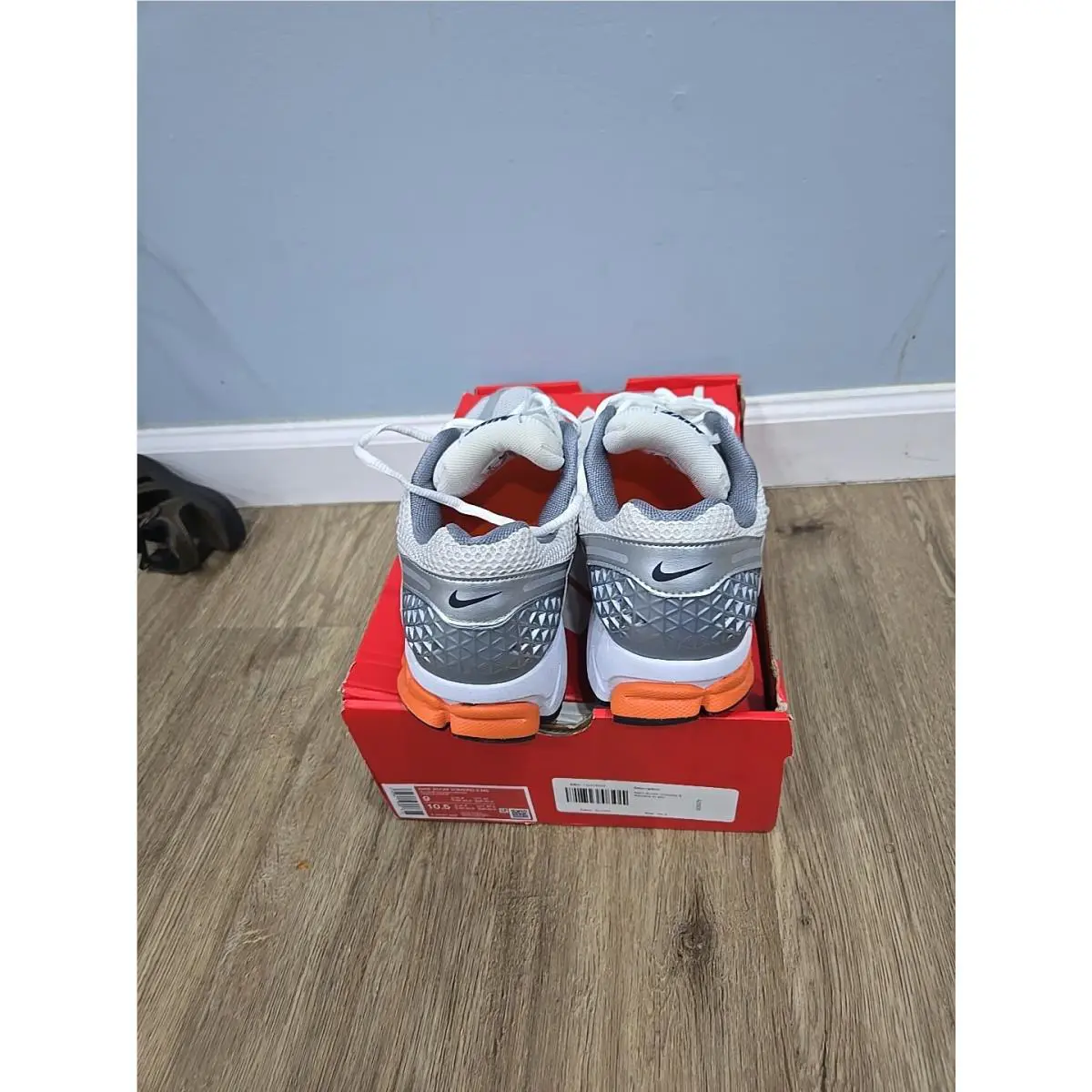 Nike shoes - Nike Air Zoom Vomero 5 - FJ4151-002 - Silver 1
