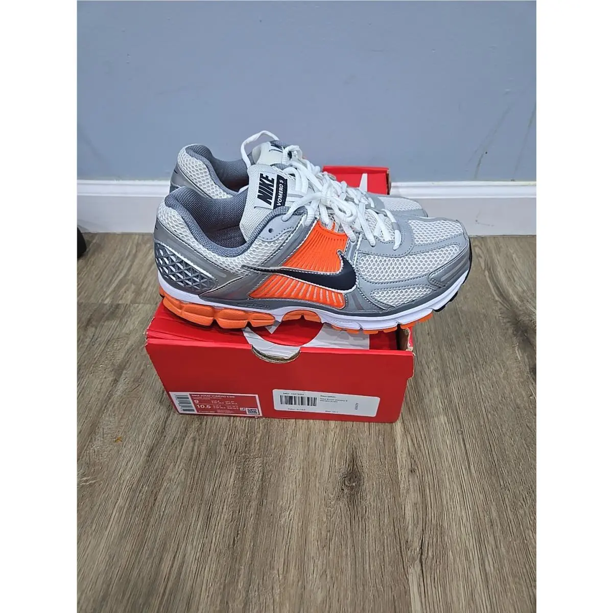 Nike shoes - Nike Air Zoom Vomero 5 - FJ4151-002 - Silver 2