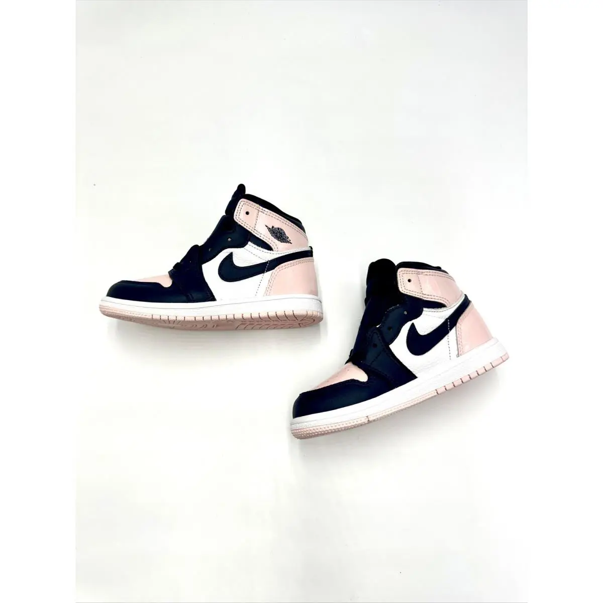 Nike shoes - Air Jordan 1 - Air - Pink 3