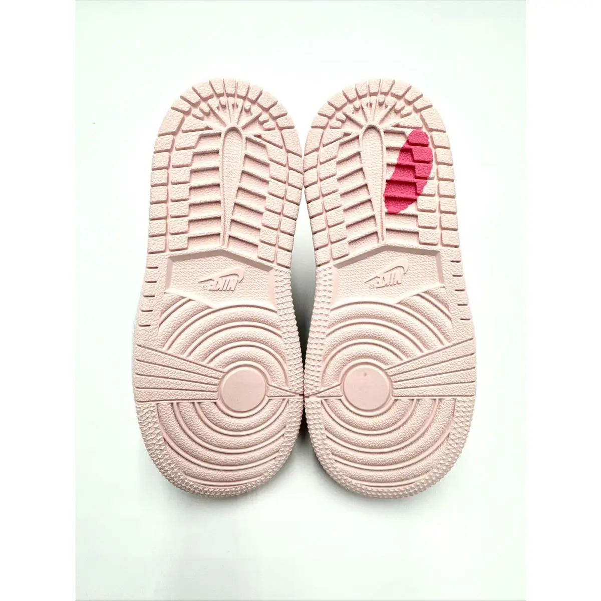 Nike shoes - Air Jordan 1 - Air - Pink 4