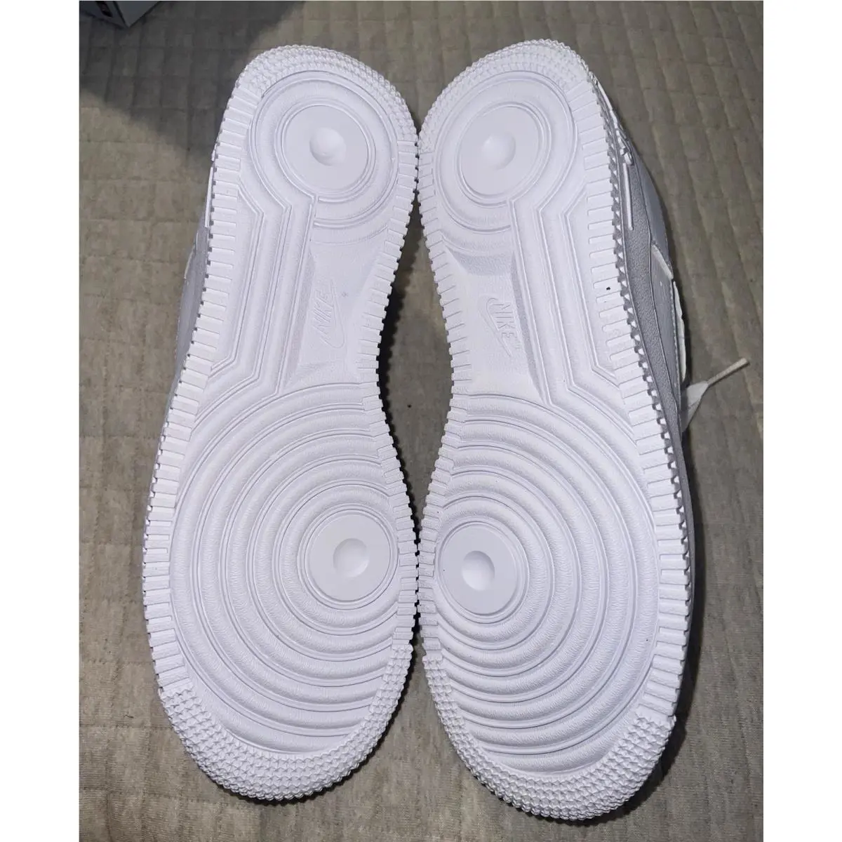 Nike shoes - Nike Air Force 1 LV8 - White 4