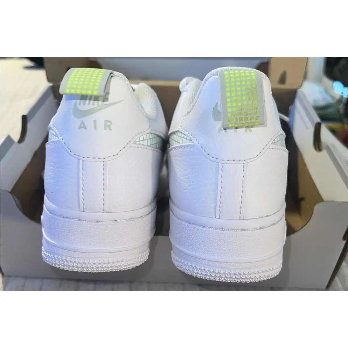 Nike shoes - Nike Air Force 1 LV8 - White 7