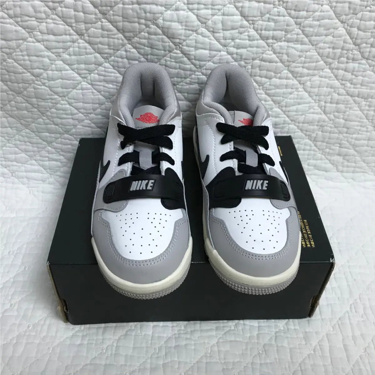 Nike shoes - Jordan Legacy 312 - Legacy - CD9055-101 - Summit White/Fire red 3