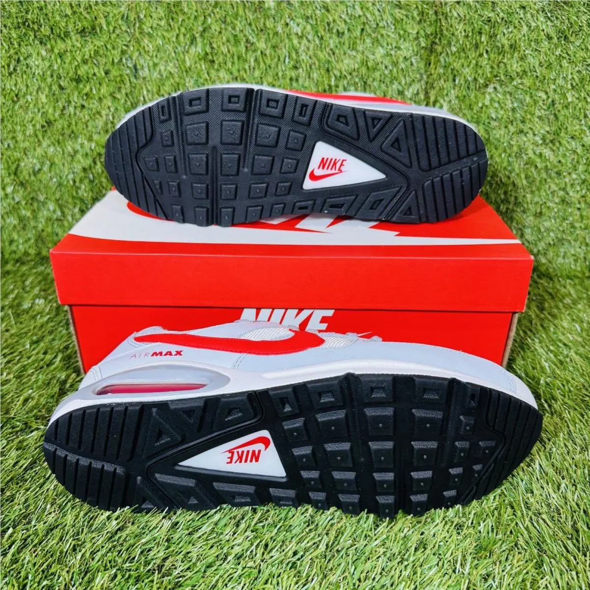 Nike shoes - Nike Air Max Command - Air Max Command - 629993-106 - White 4