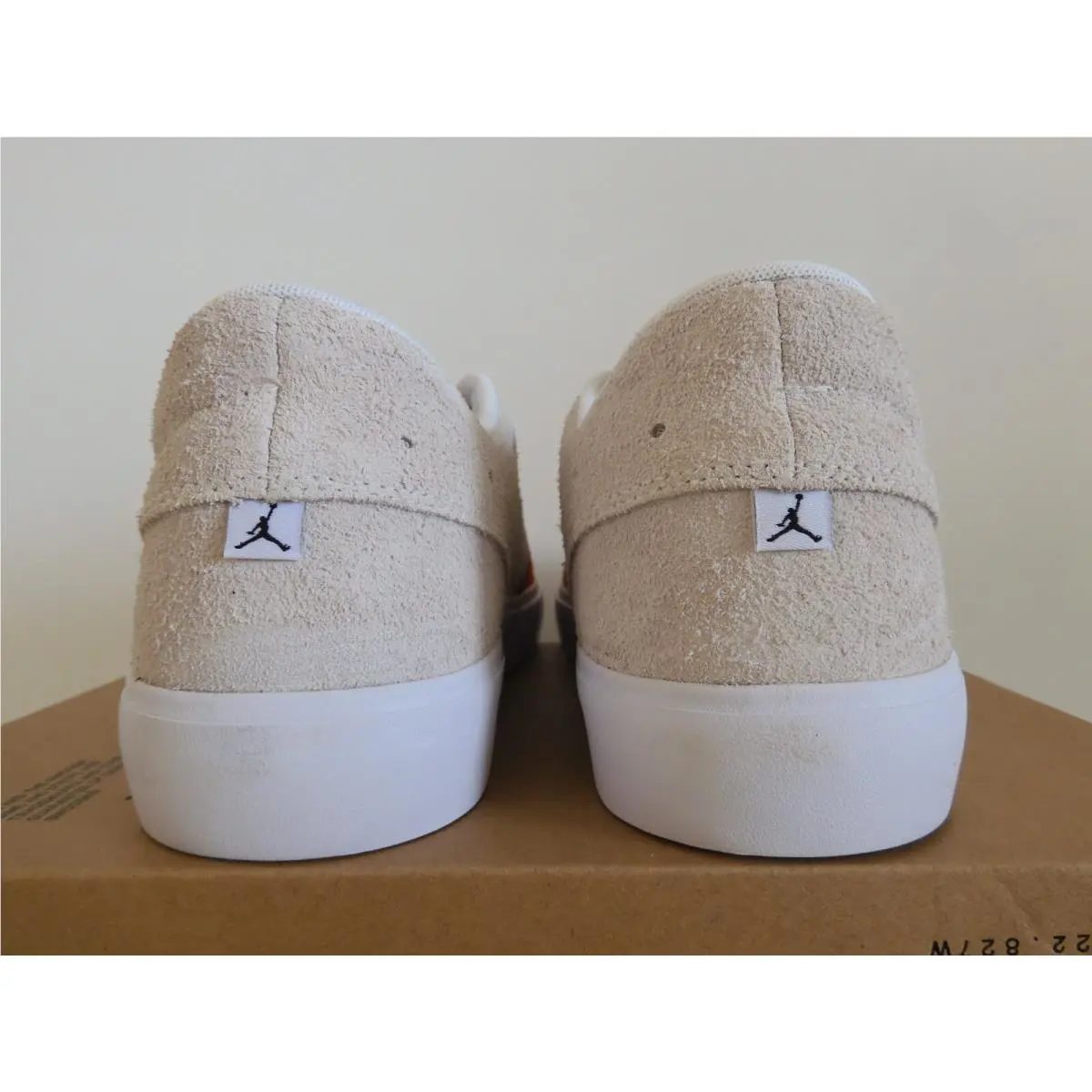 Nike shoes - Jordan Series - Series - Brown (UPC: 195238841164) 2