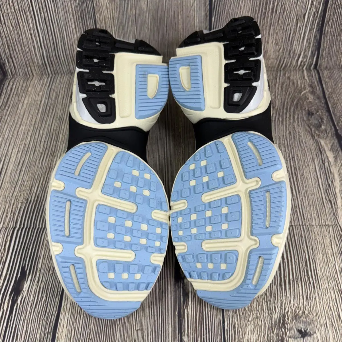 Nike shoes - Nike V2K Run - Run - HF1876 400 - Blue 0