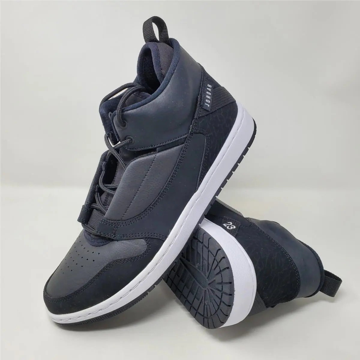 Nike Air Jordan Fadeaway Shoes Men`s Size 8.5 Black Lace Up AO1329-011