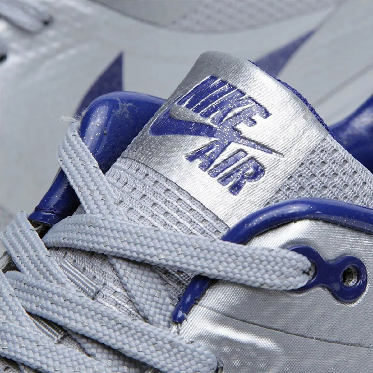 Nike shoes - Gray (UPC: 685068732485) 5