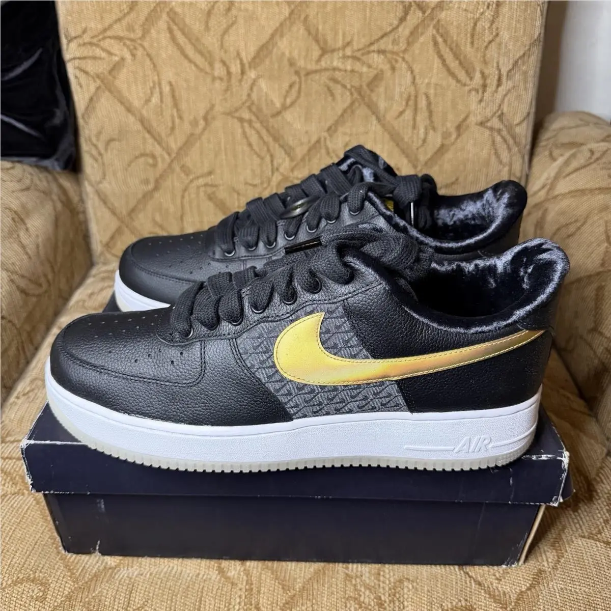 Nike Air Force 1 07 Premium 50th Anniversary Hip Hop Origins Sz 13 FN6835-010
