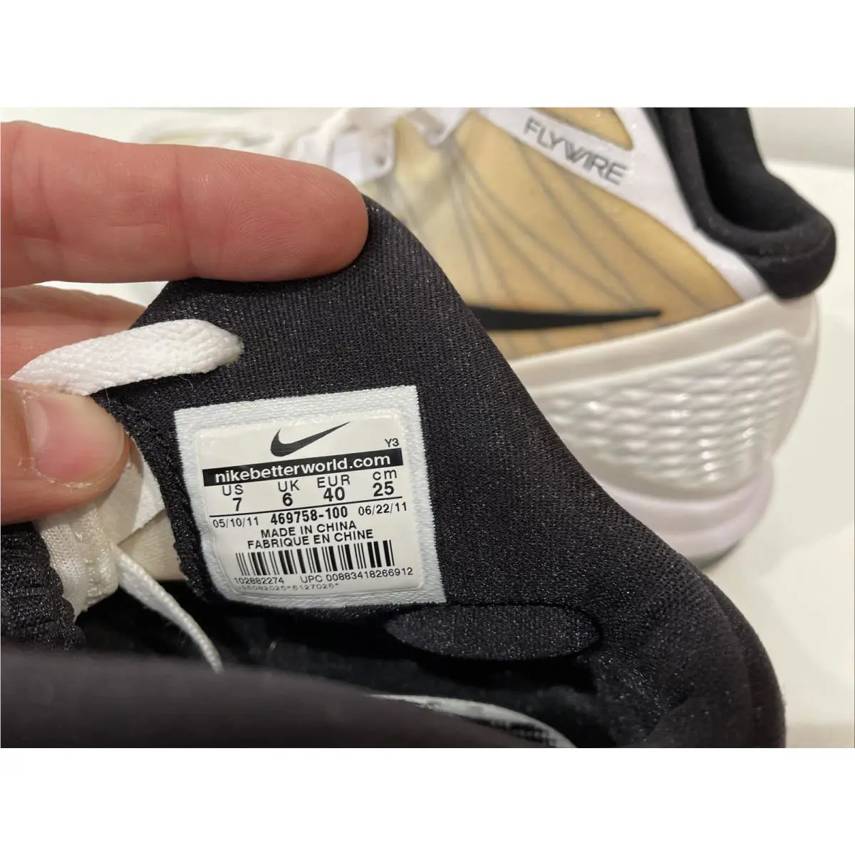 Nike shoes - Nike Air Max Hyperdunk - Air Max Hyperdunk - 469758-100 - Black 4