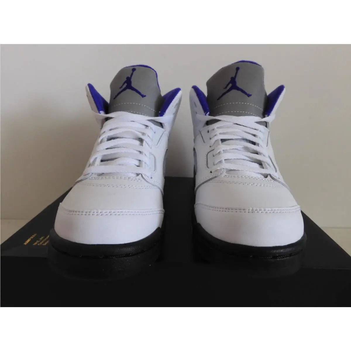 Nike shoes - JORDAN 5 - White (UPC: 196149163604) 1