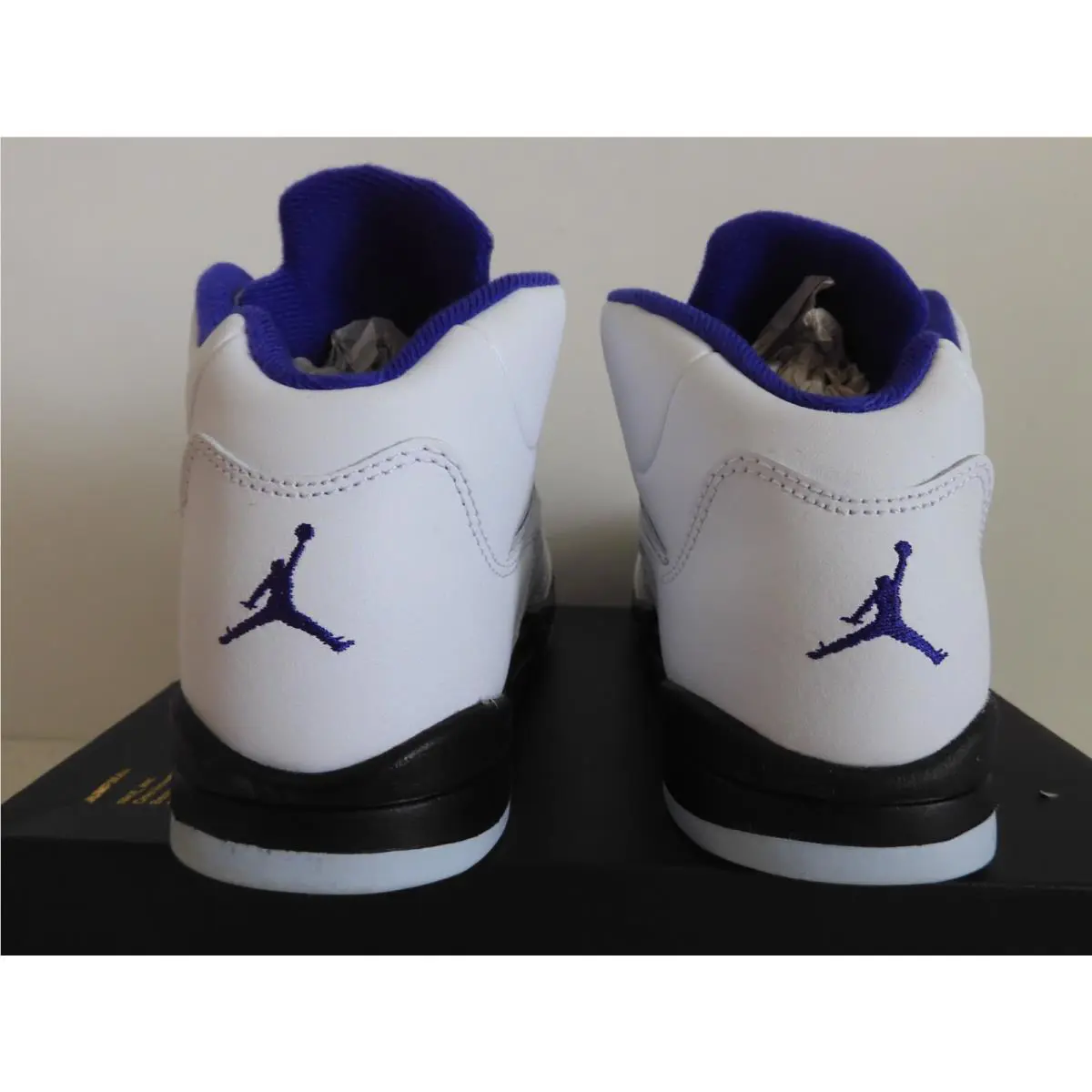 Nike shoes - JORDAN 5 - White (UPC: 196149163604) 2