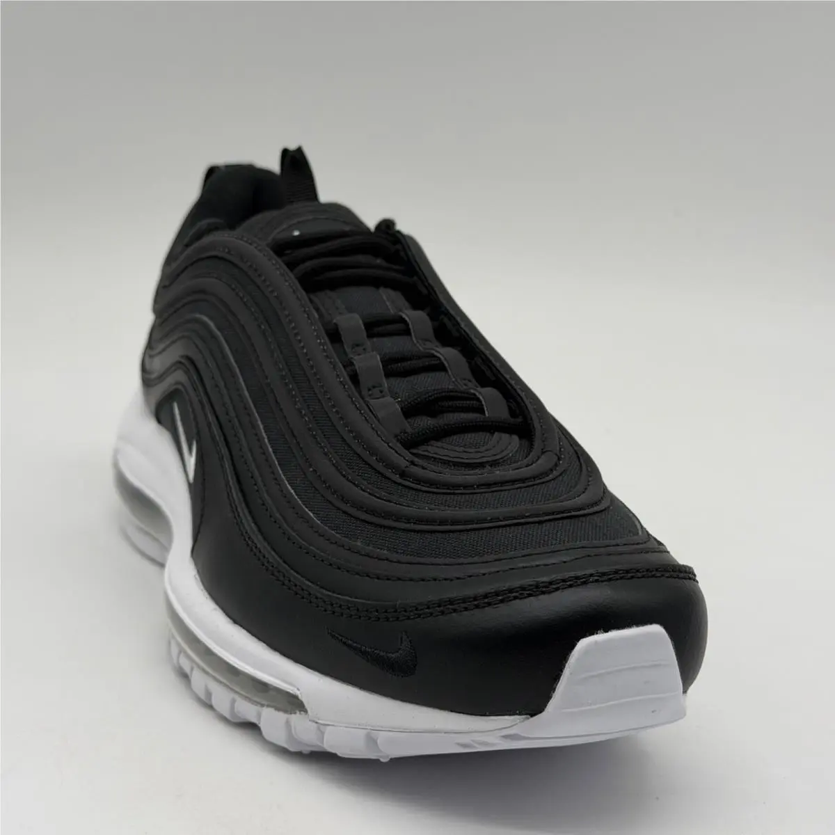 Nike Air Max 97 Black White Sneakers FN6743 900 Mens Size 9 Casual Shoes