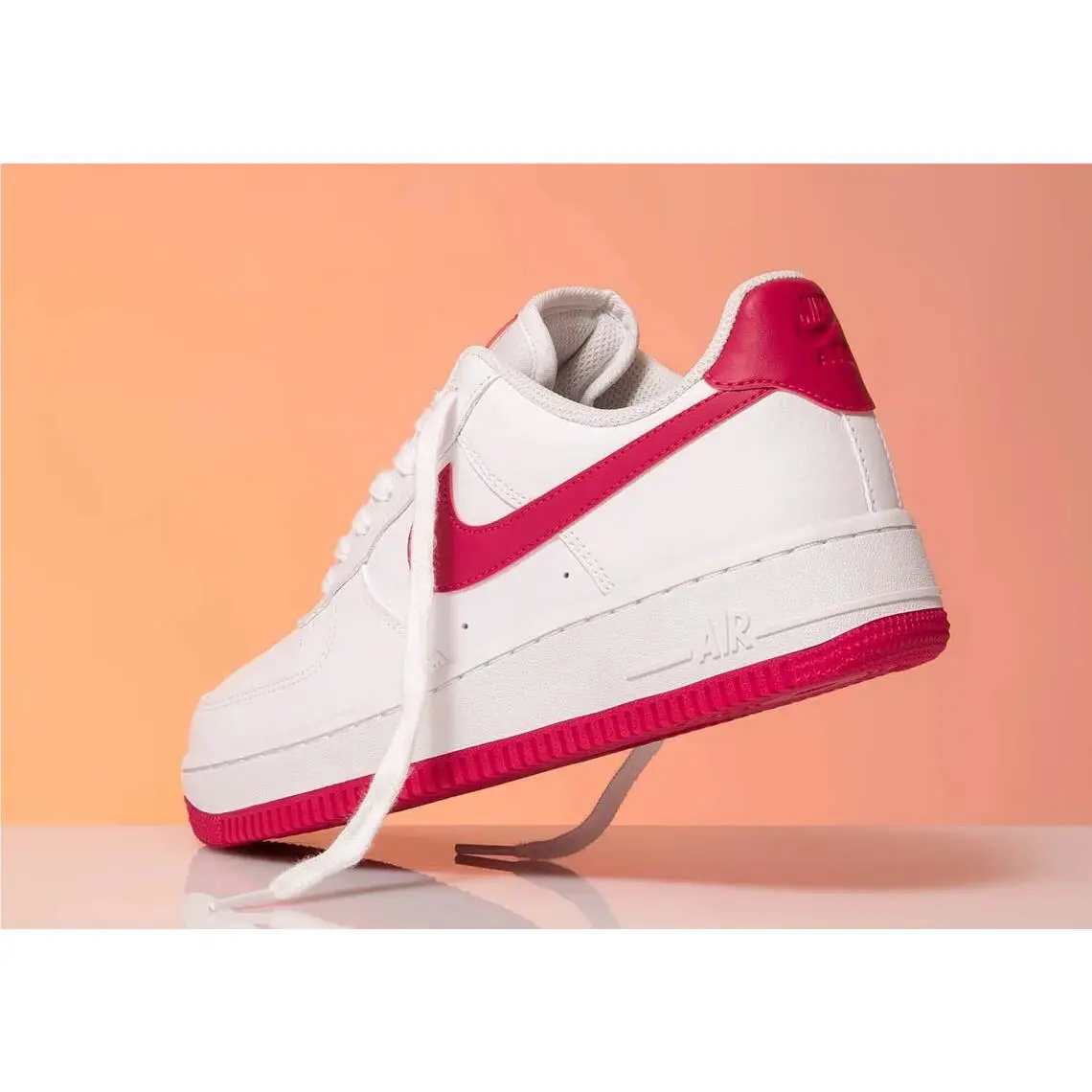 Nike shoes - White 3