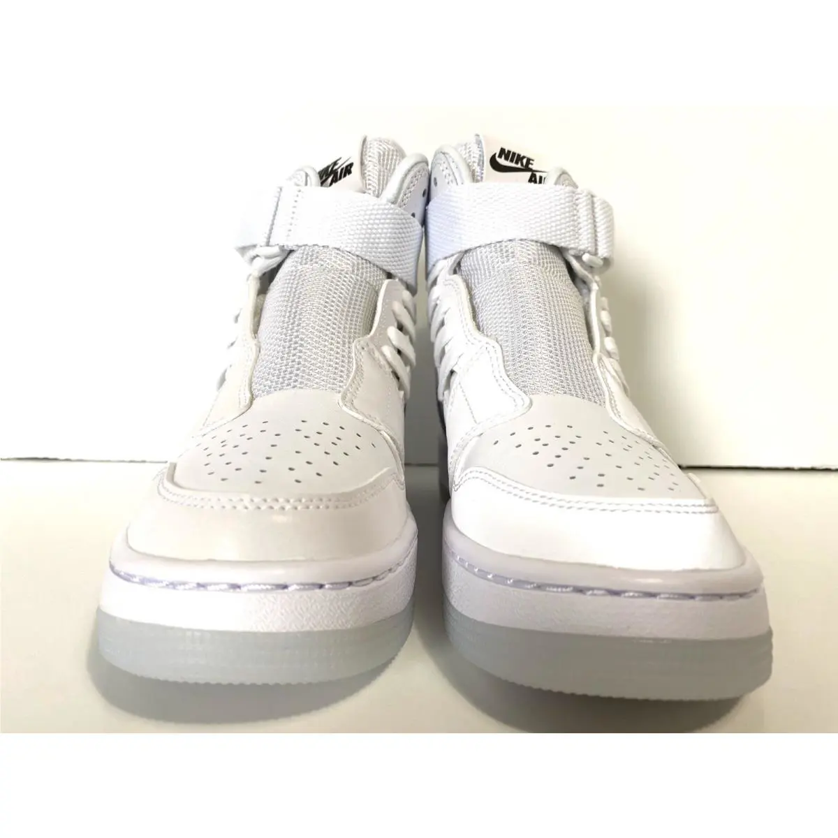 Nike shoes - Air Jordan 1 Retro Low Slip - White (UPC: 0193154386257) 1