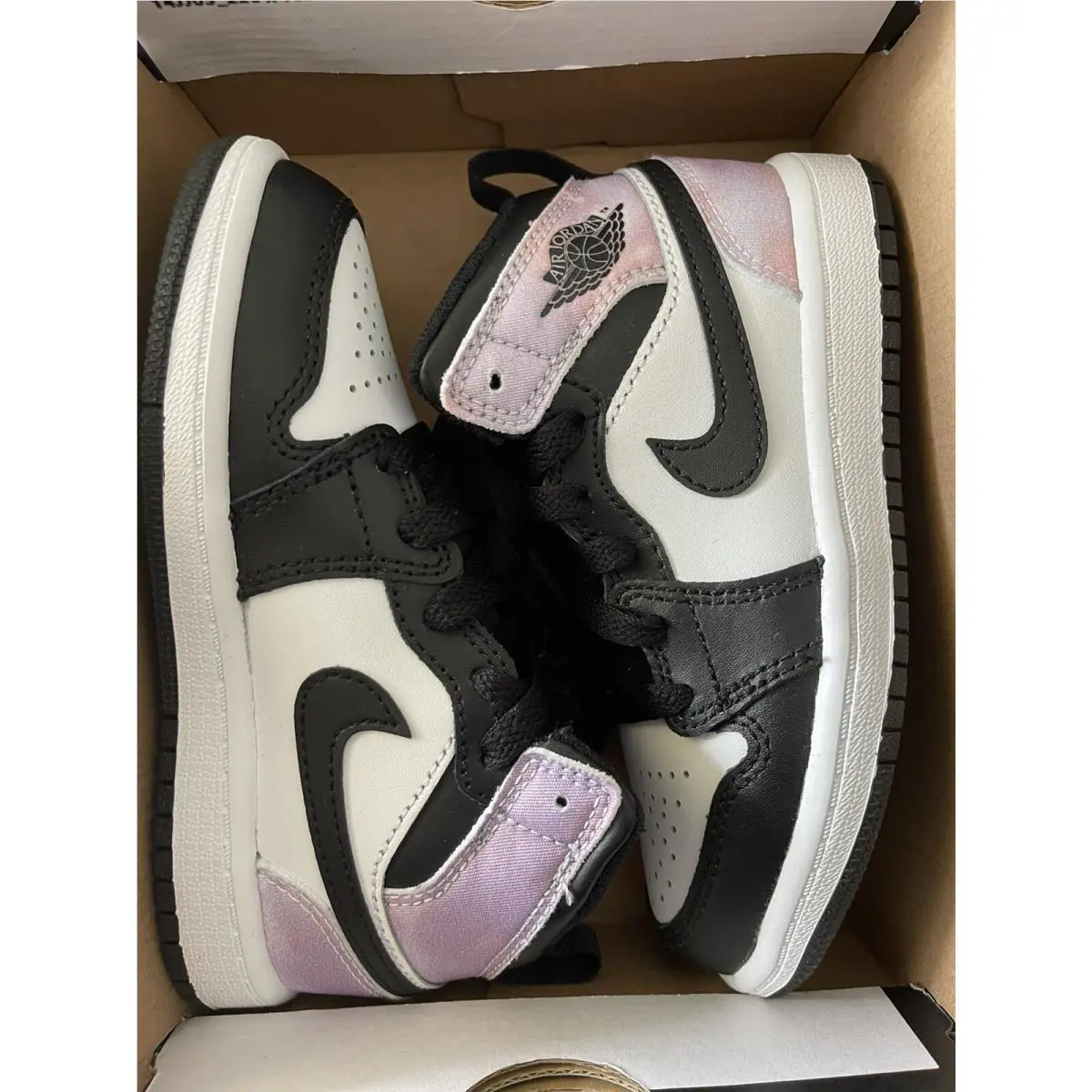 Nike shoes - Jordan 1 Mid SE - Mid - DM6215-001 - Black (UPC: 0195869234410) 4
