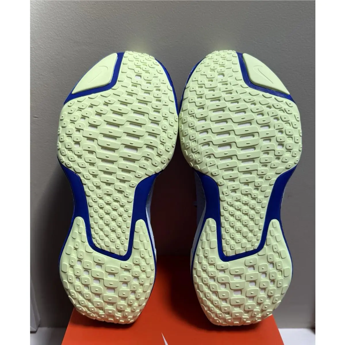 Nike shoes - Nike ZoomX Invincible 3 - ZoomX Invincible - DR2615-405 - Glacier Blue (UPC: 0197861576284) 3