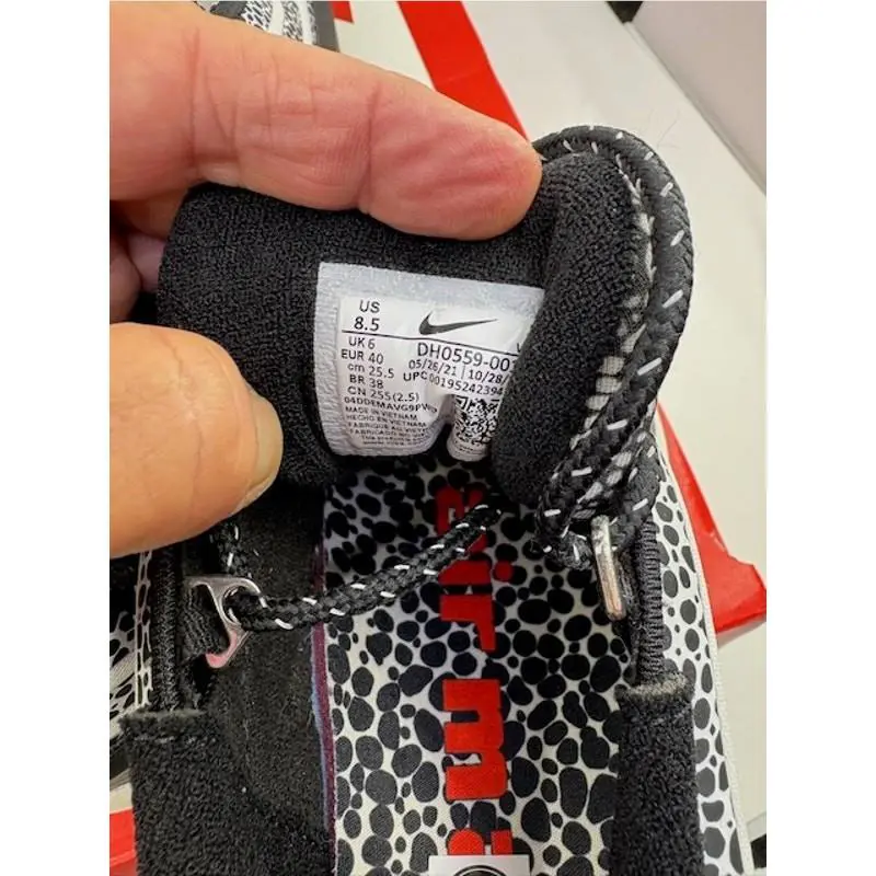 Nike shoes - Black 9