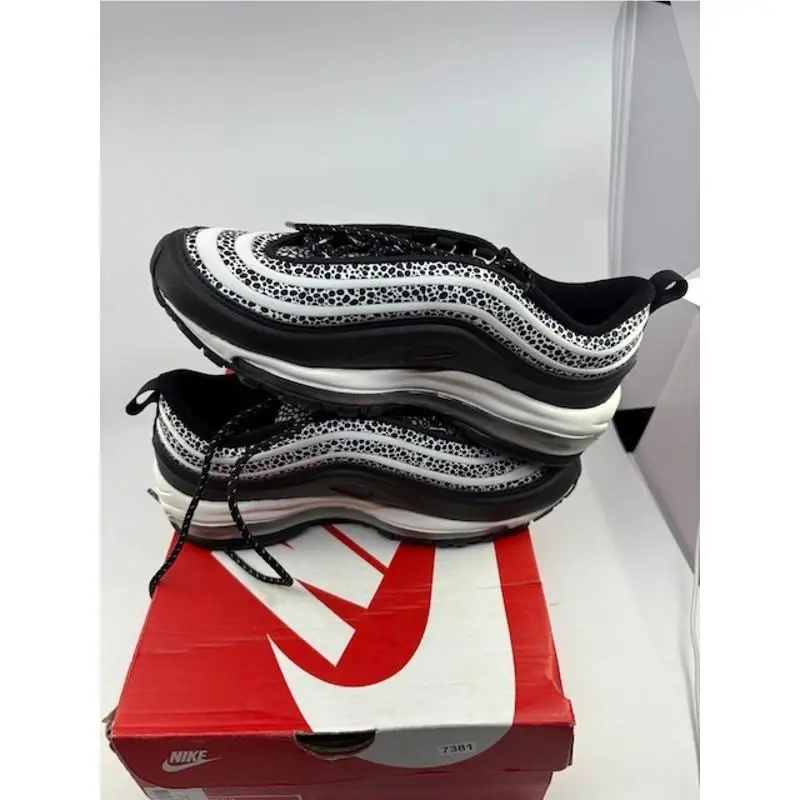 Nike shoes - Black 6