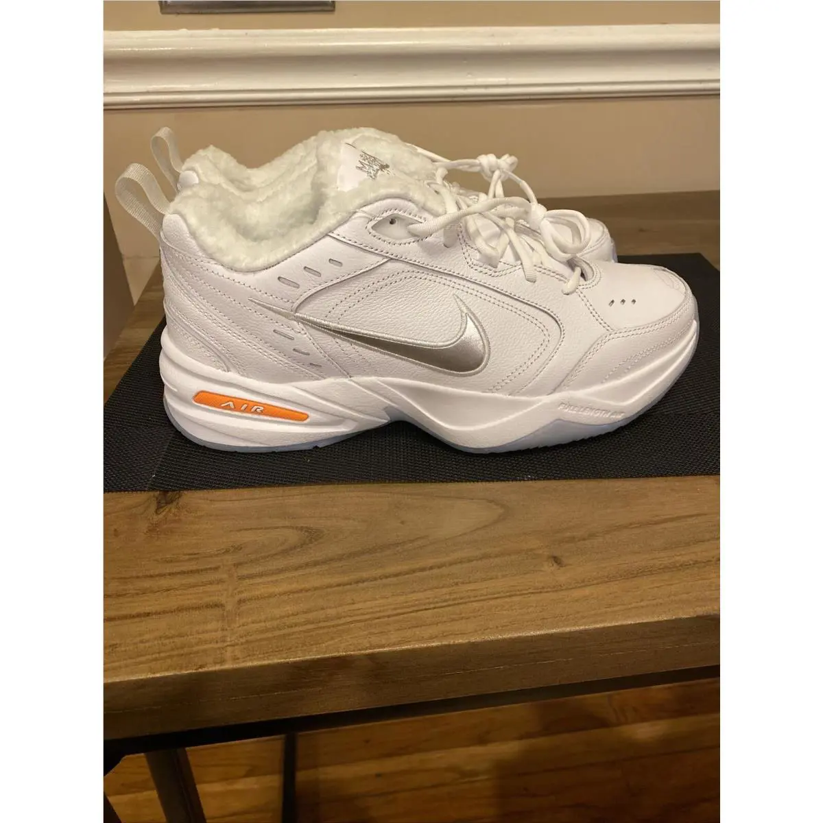 Nike shoes - Nike Air Monarch - Air Monarch - AV6676 100 - White, Manufacturer: White (UPC: 193150351051) 2