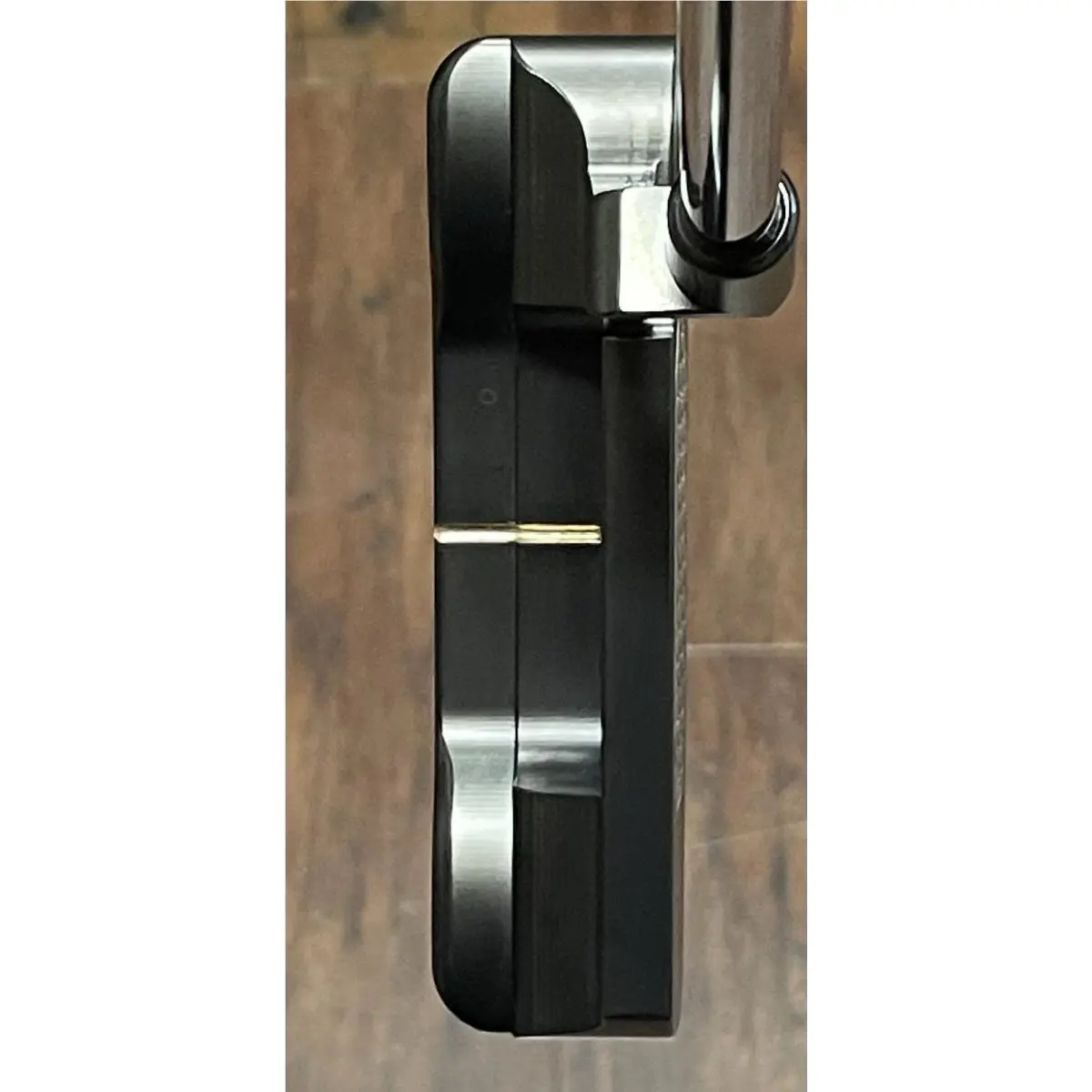 Scotty Cameron  - Studio Style Newport - 2025 - SCS - Xtreme Dark Finish - DLC - Gold, Lie Angle: Black 4