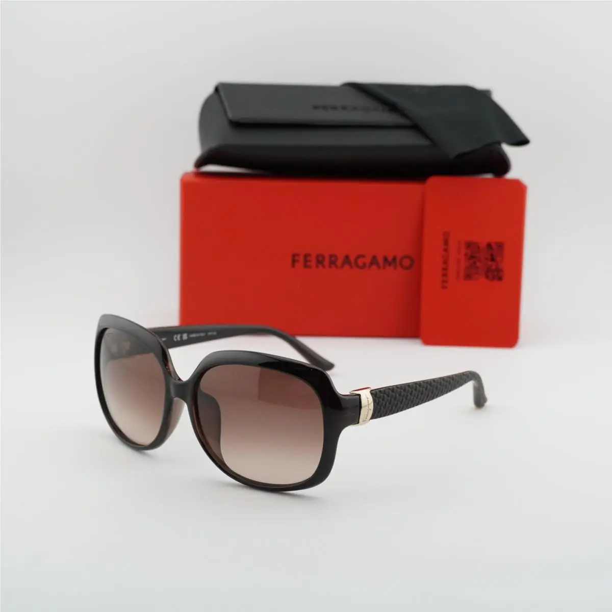 Salvatore Ferragamo SF739SA 210 Brown / Brown Gradient 59-15-135 Sunglasses