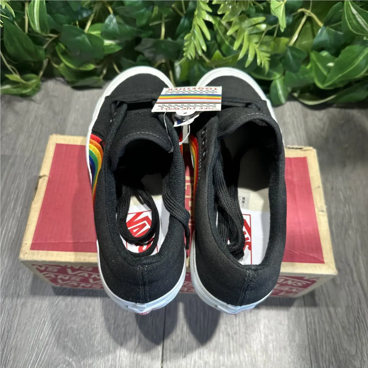 Vans shoes - Black (UPC: 0194902639045) 4