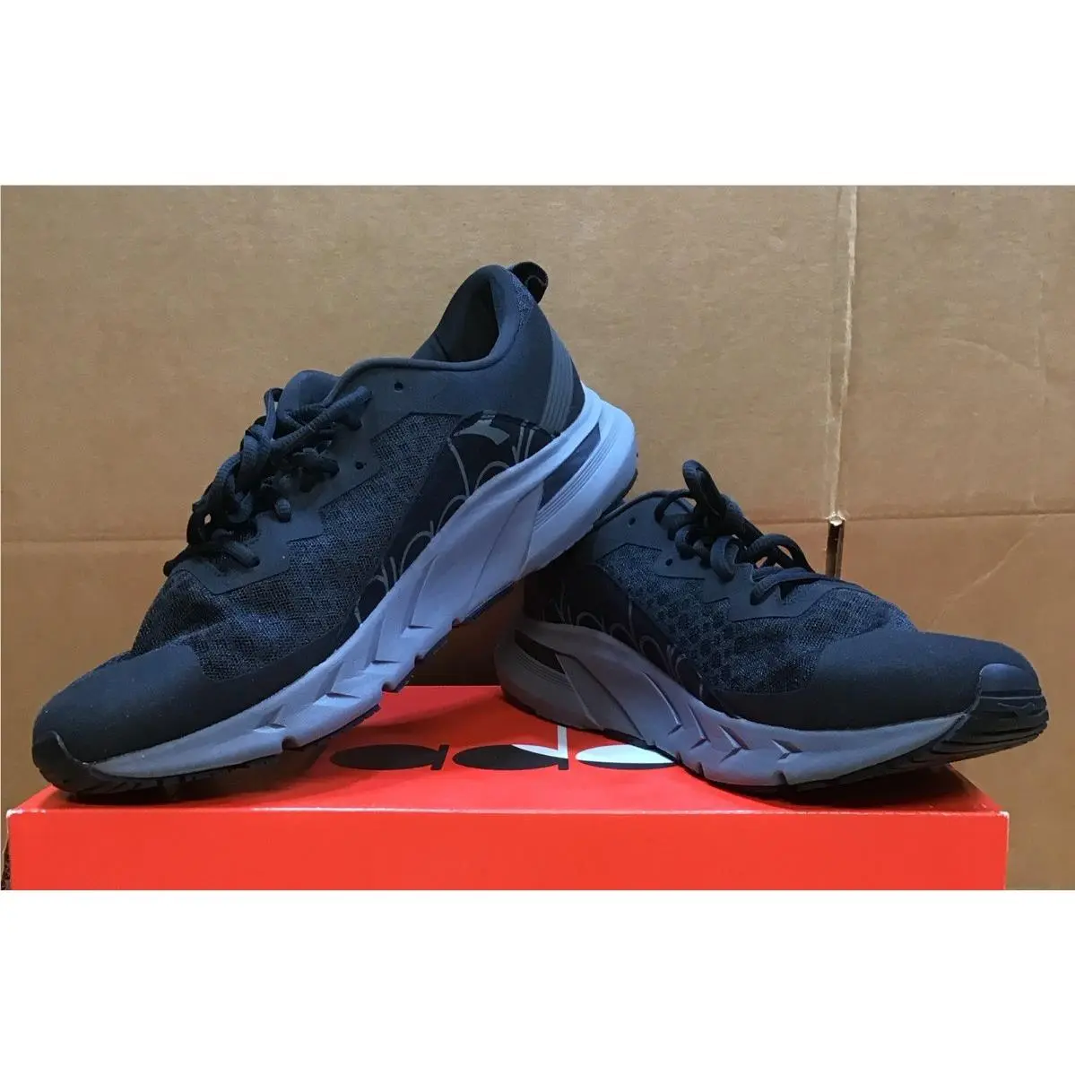 Diadora shoes - Diadora Mythos Blushield Volo Hip Running - 176897-C2815 - Black 8