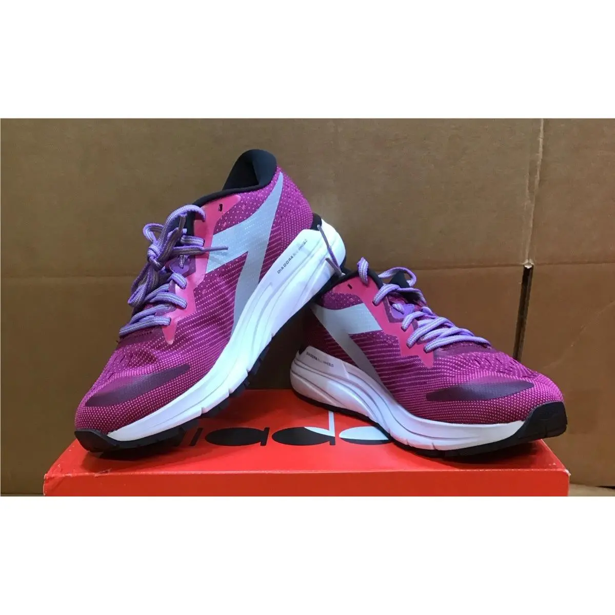 Diadora shoes - Diadora Mythos Blushield 6 Running - 176883-C9613 - Purple, Red 7
