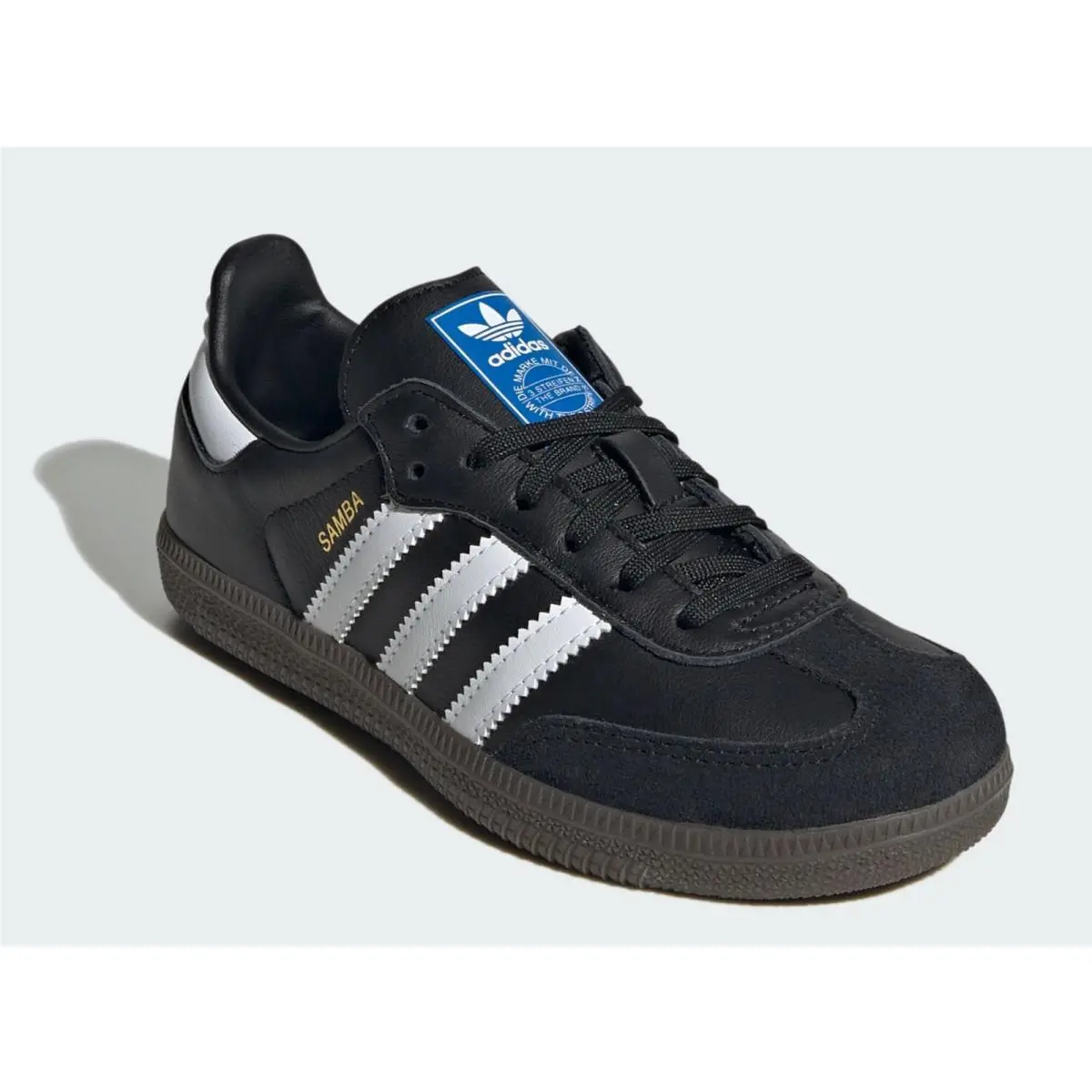 Adidas shoes - Core Black/Cloud White/Gum 8