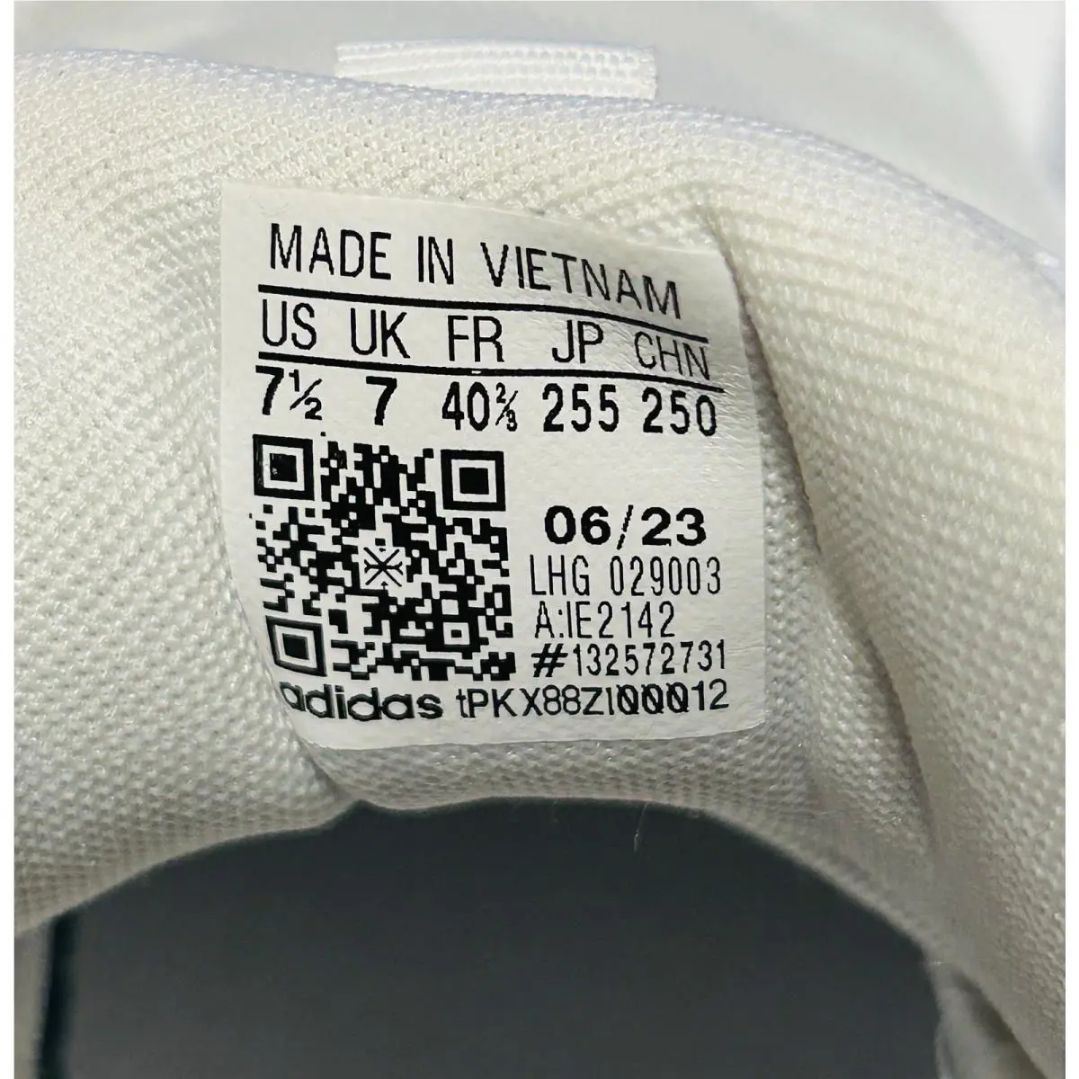 Adidas shoes - adidas Trae Unlimited - Trae Unlimited - IE2142 - White 2