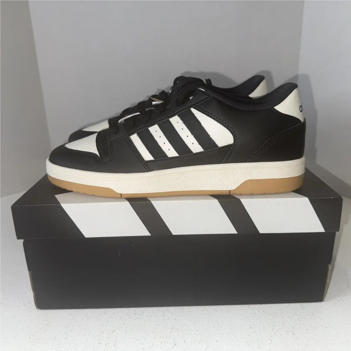 Women Adidas Break Start Low Casual Shoes Sneakers Sz 7.5 Black White Gum IE1009