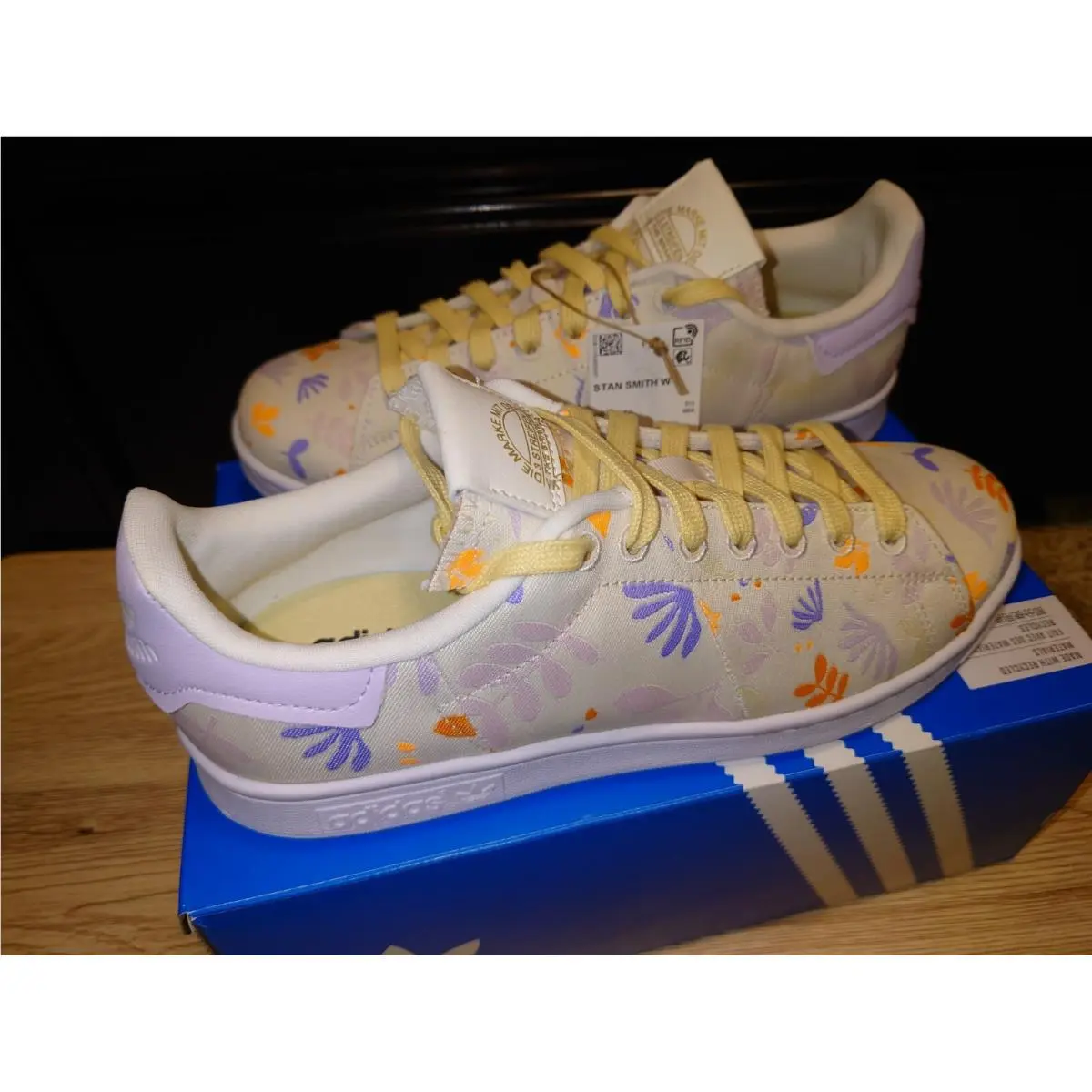 Adidas shoes - GY1072 - GY1072 - White (UPC: 195734436567) 1