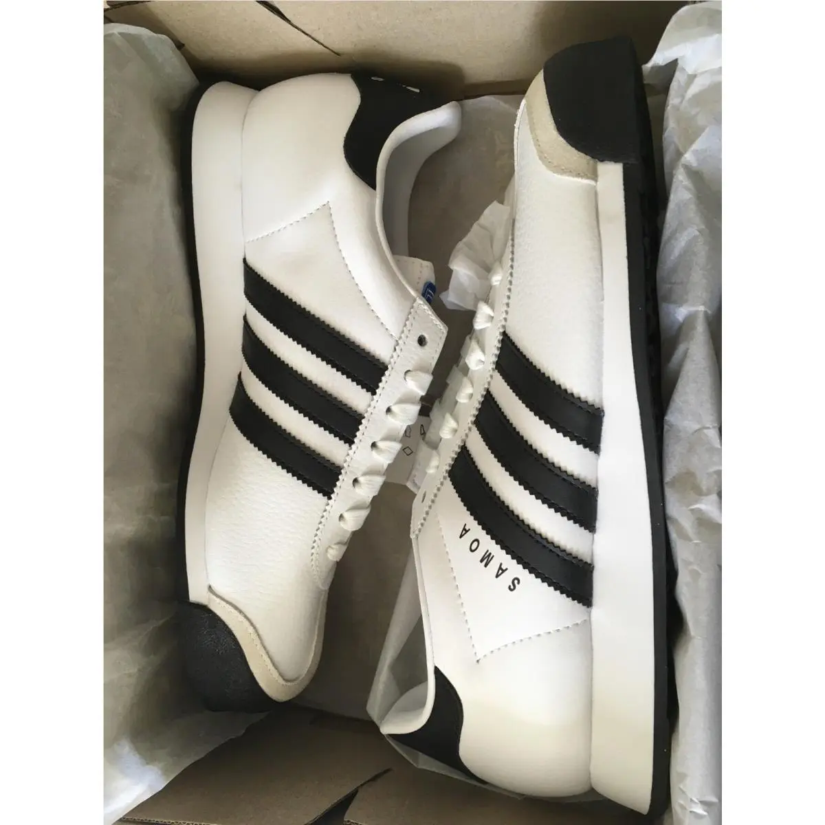 Adidas Originals Samoa Men’s 9.5 Running Shoe Athletic Sneaker White Footwear