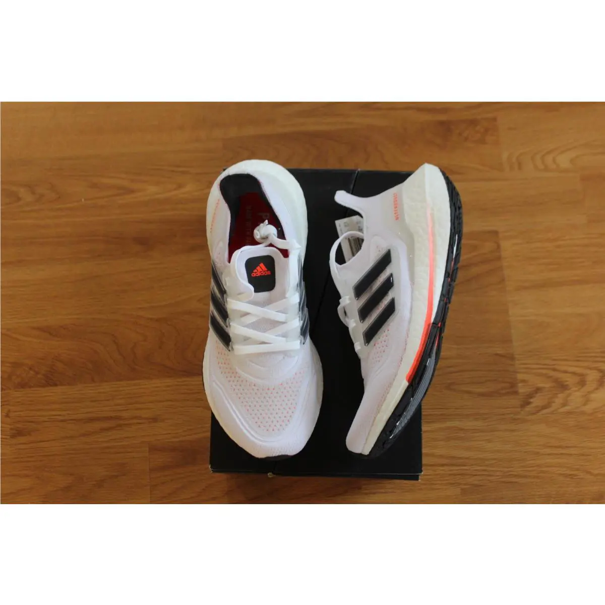 Girls Adidas SZ 5 Shoes Ultraboost 21 GX2560 Fits Womens SZ 7