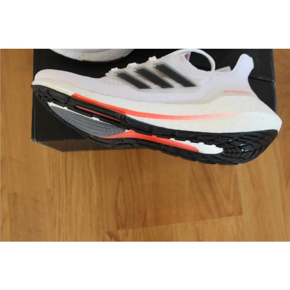 Adidas shoes - ULTRABOOST - ULTRABOOST - White (UPC: 194818599075) 4