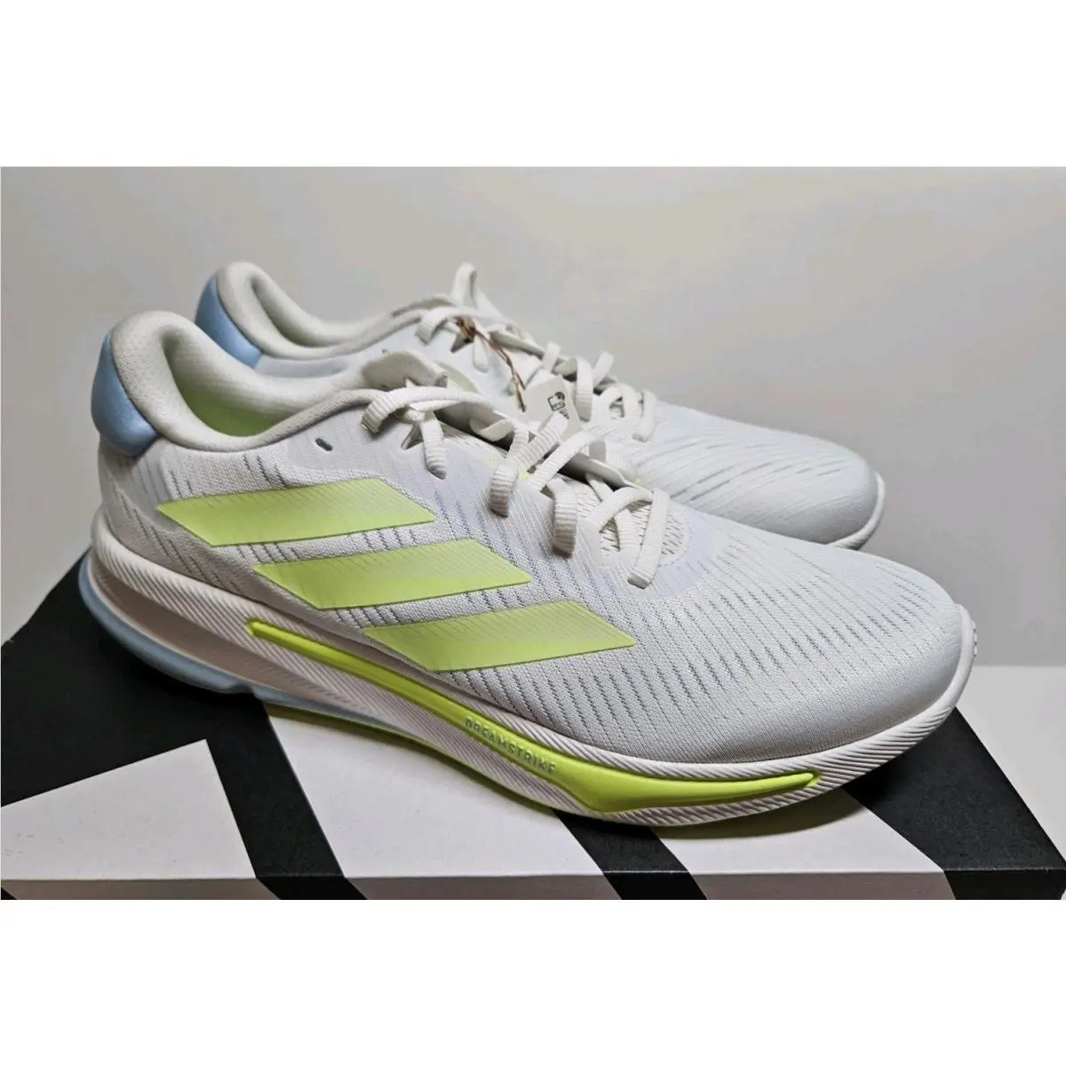 Adidas Supernova Ease Men’s Running Dreamstrike White Size 10.5