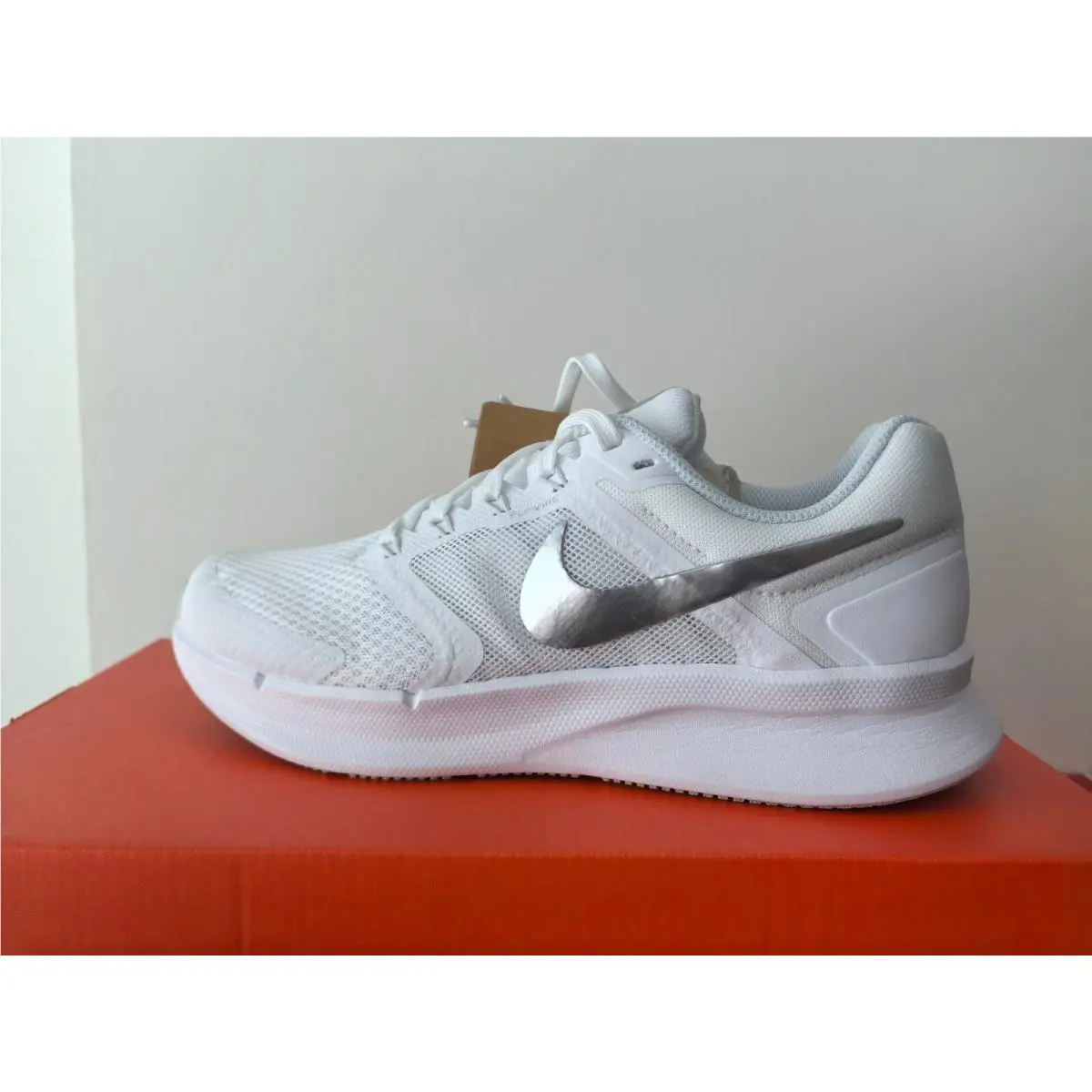 Nike shoes - White 1