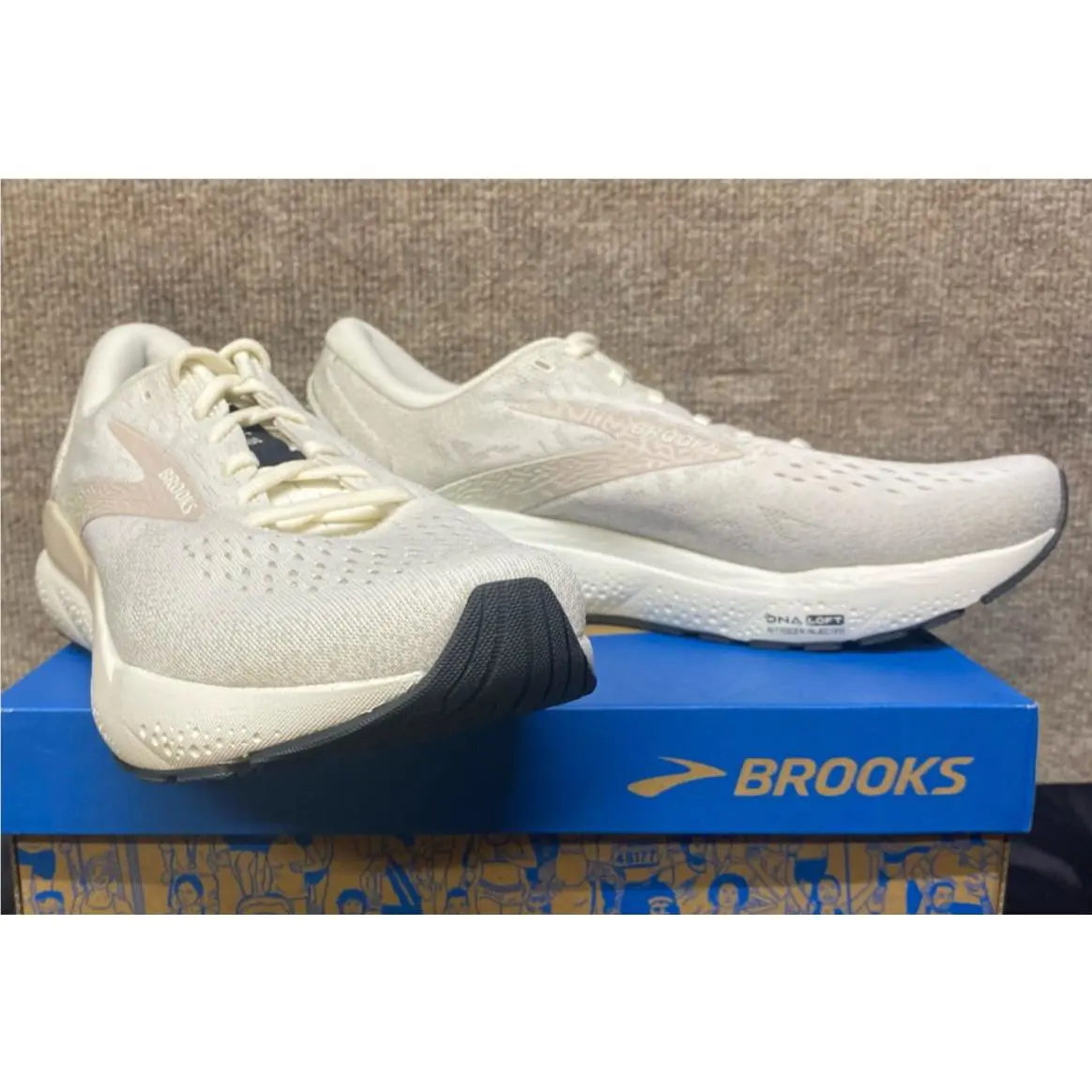 Brooks shoes - Brooks Ghost 16 - Ghost - 110418-164 - Coconut/Chateau/Forged Iron 1