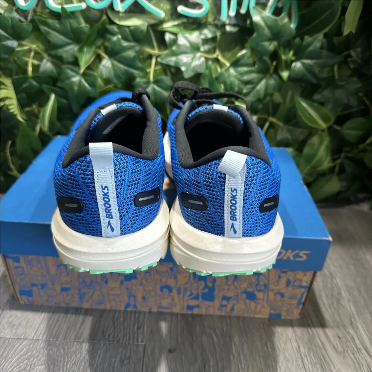 Brooks shoes - Brooks Revel 6 - Revel - 1103981d476 - Blue 3