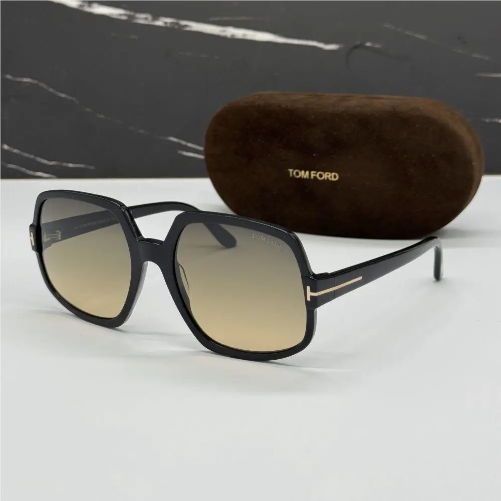 Tom Ford Square Sunglasses Tom Ford TF992 01B Tom Ford DELPHINE-02 FT0992/S