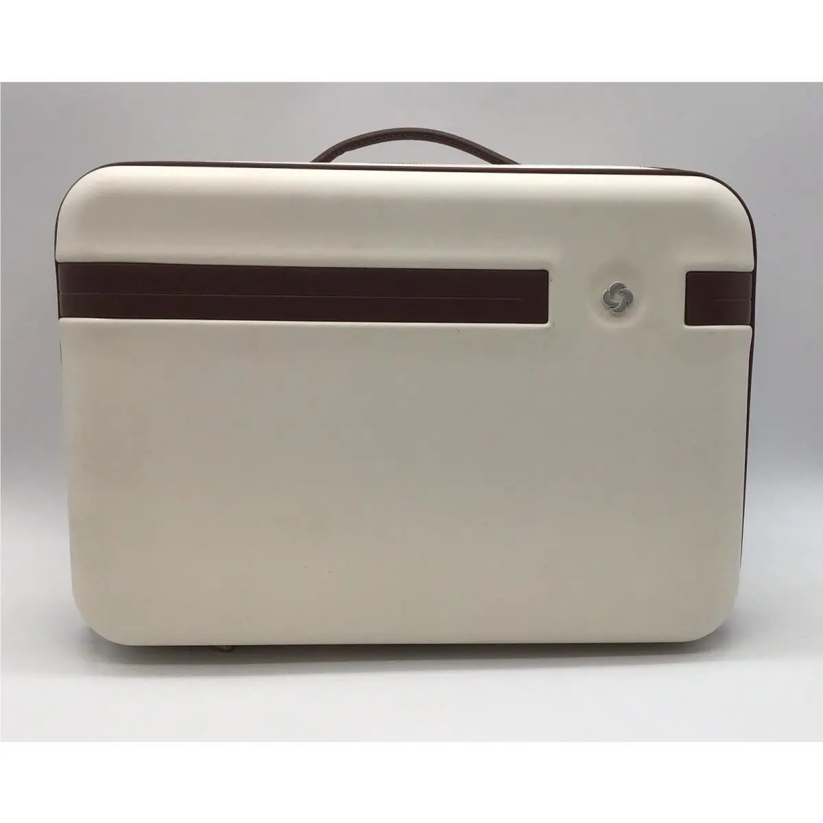 Samsonite Virtuosa 13 Inch Hard Shell Train Case Off White