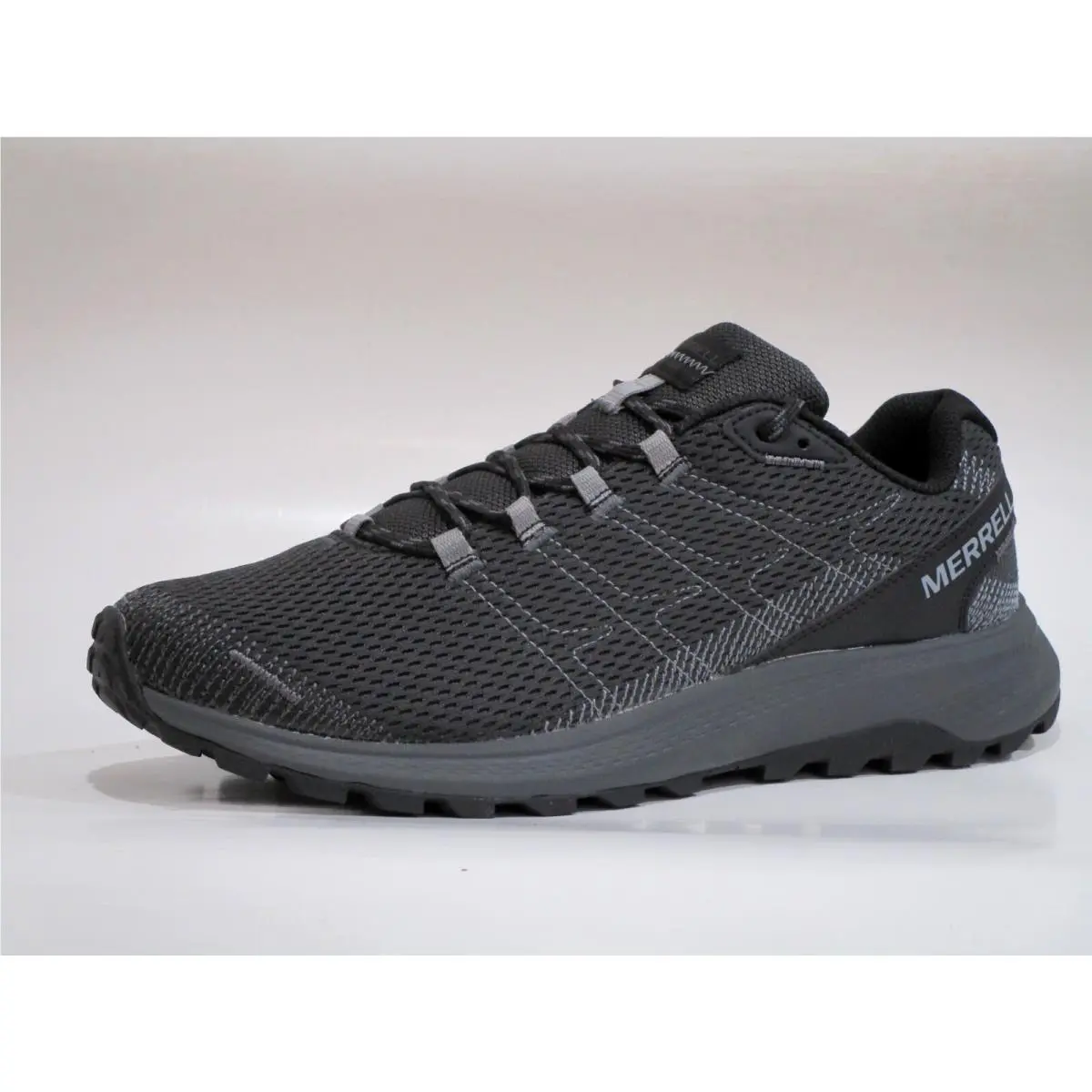 Merrell Men`s Fly Strike J067157 Trail Running Shoes Size 11 M US